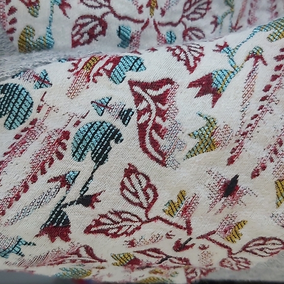 Three stones hoodie in size small - Picture 3 of 6